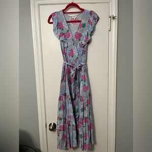 Crown & Ivy Sundress with pockets size 4